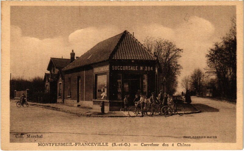 Carte postale ancienne Montfermeil Franceville - Carrefour des 4 Chenes à Montfermeil
