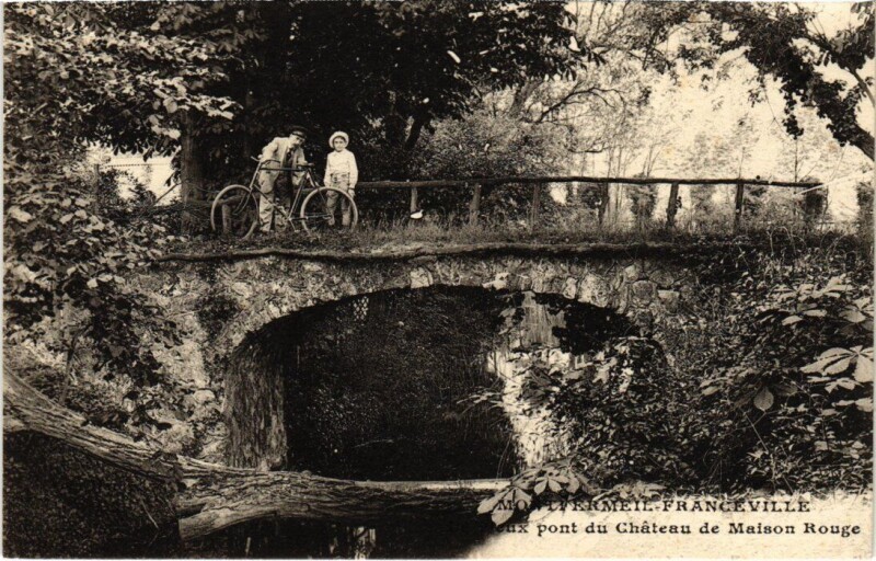 Carte postale ancienne Montfermeil Franceville - Chateau de Maison Rouge - Pont à Montfermeil
