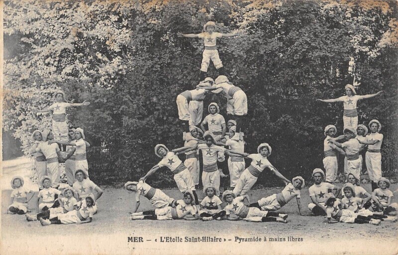 Carte postale ancienne Mer - L'Etoile Saint Hilaire - Pyramide A Mains Libres