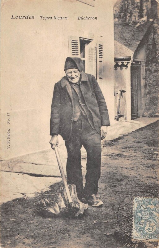 Carte postale ancienne Lourdes - Types Locaux - Bucheron à Lourdes