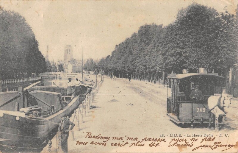 Carte postale ancienne Lille - La Haute Deule - Tramway Tire Par Un Cheval à Lille
