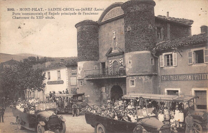 Carte postale ancienne Sainte Croix En Jarez / Autobus Touristes à Sainte-Croix-en-Jarez