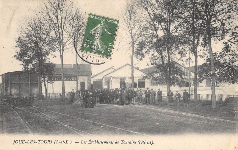 Carte postale ancienne Joue Les Tours - Les Etablissements De Touraine - Cote Est à Tours