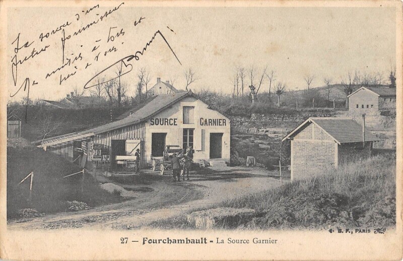 Carte postale ancienne Fourchambault - La Source Garnier à Fourchambault