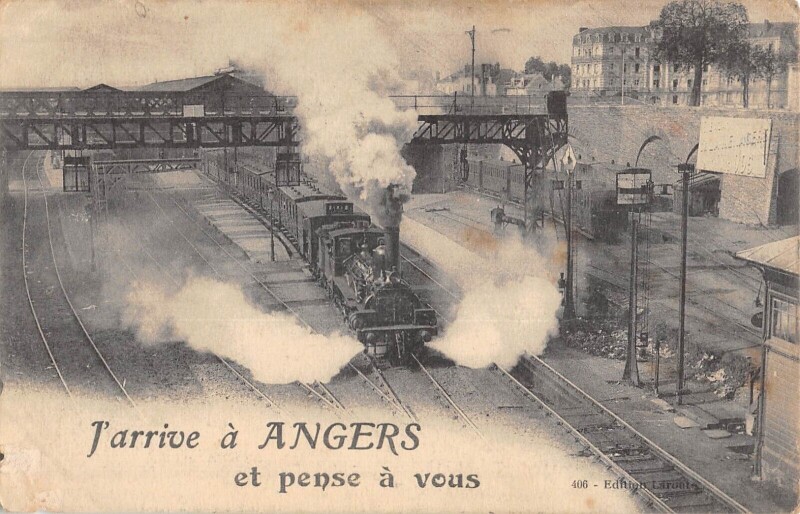 Carte postale ancienne J'Arrive A Angers Et Pense A Vous - Train à Angers