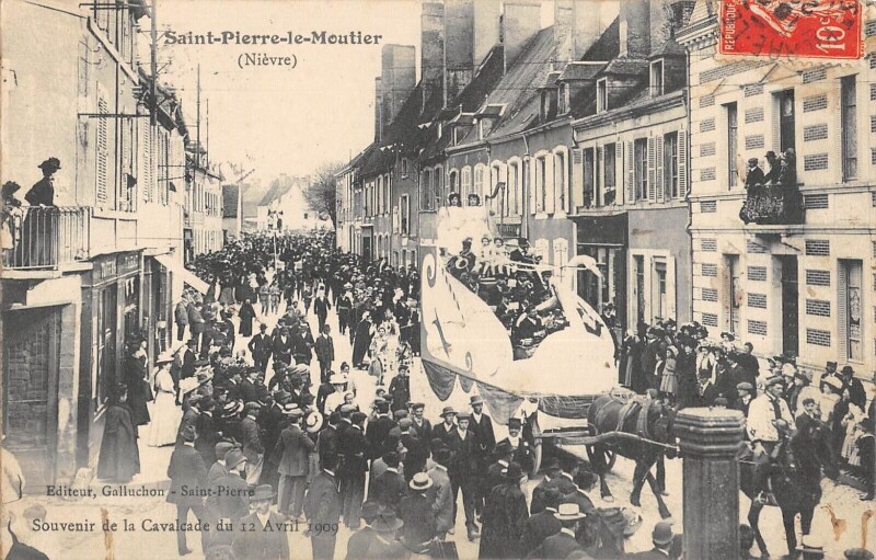 Carte postale ancienne Saint Pierre Le Moutier - Souvenir De La Cavalcade Du 12 Avril 1909