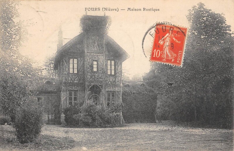 Carte postale ancienne Fours / Maison Rustique à Fours