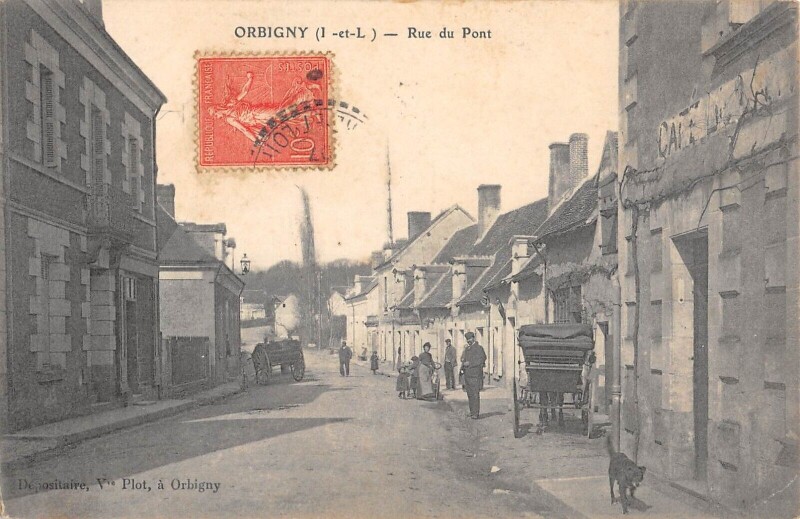 Carte postale ancienne Orbigny - Rue Du Pont à Orbigny