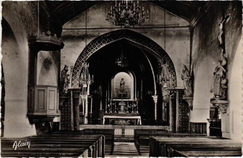 Carte postale ancienne Crosne Interieur de l'Eglise à Crosne