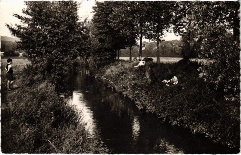 Carte postale ancienne Bures-sur-Yvette L'Yvette à Bures-sur-Yvette