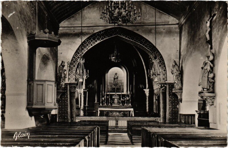 Carte postale ancienne Crosne Interieur de l'Eglise à Crosne