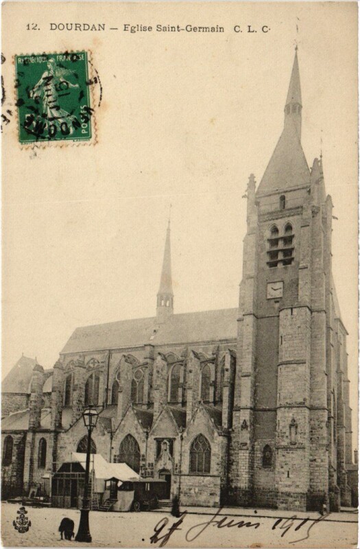 Carte postale ancienne Dourdan L'Eglise Saint-Germain à Dourdan