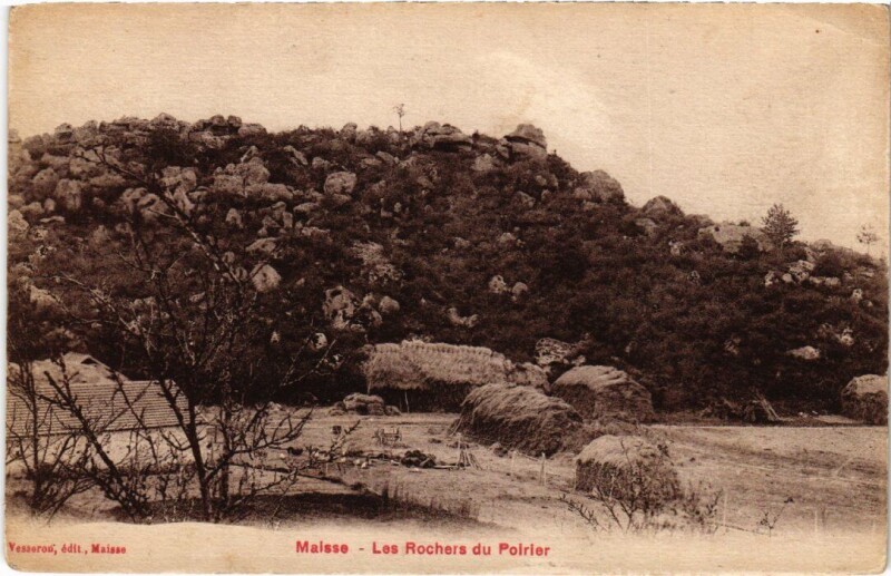 Carte postale ancienne Maisse Les Rochers du Poirier à Maisse
