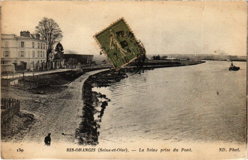 Carte postale ancienne Ris-Orangis La Seine prise du Pont à Ris-Orangis