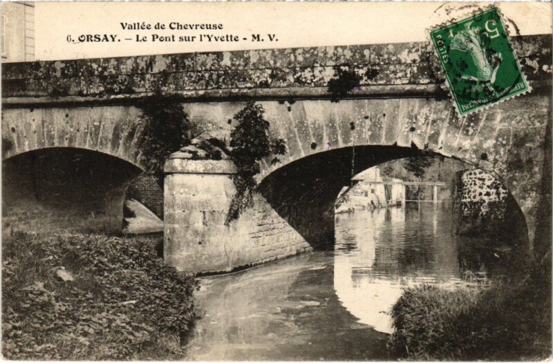 Carte postale ancienne Orsay Le Pont sur l'Yvette à Orsay