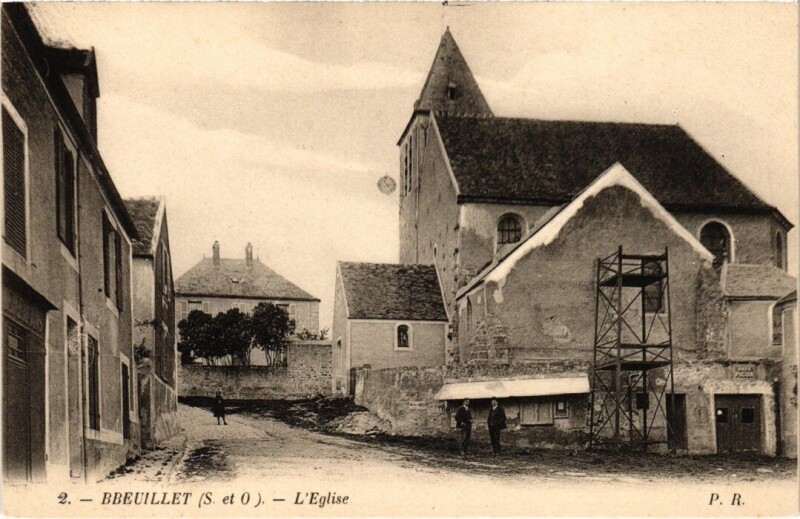 Carte postale ancienne Breuillet Eglise à Breuillet