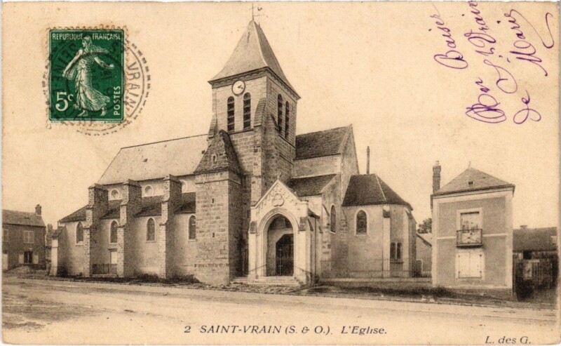 Carte postale ancienne Saint-Vrain Eglise à Saint-Vrain