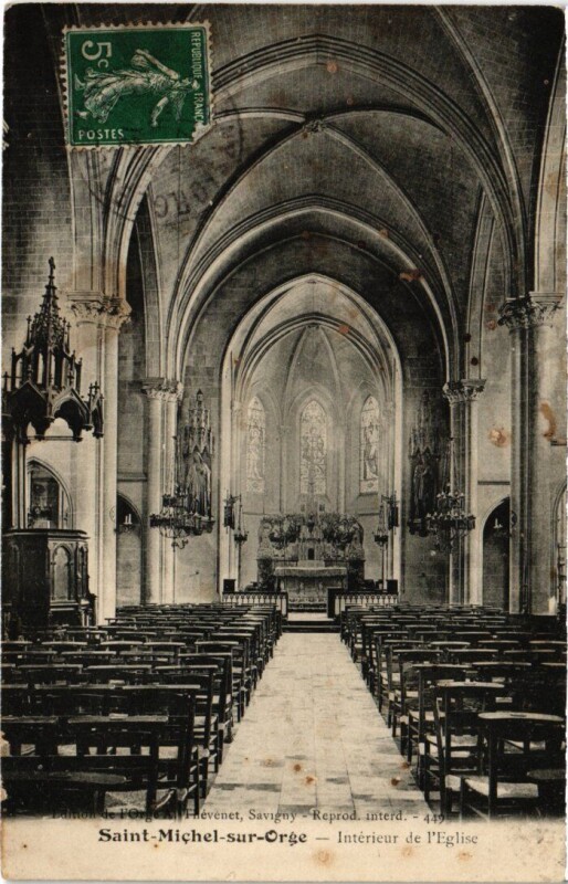 Carte postale ancienne Saint-Michel-sur-Orge Interieur de l'Eglise à Saint-Michel-sur-Orge