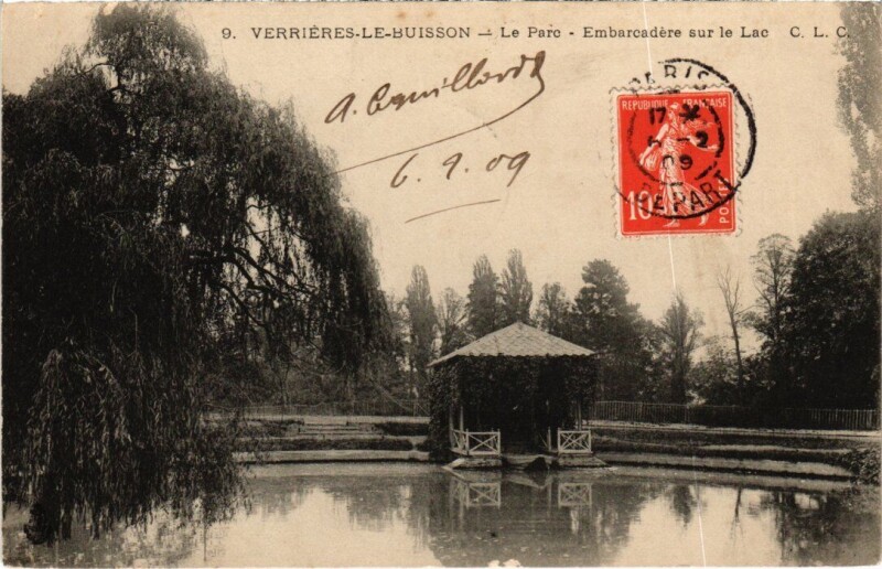 Carte postale ancienne Verrieres-le-Buisson Le Parc - Embarcadere sur le Lac