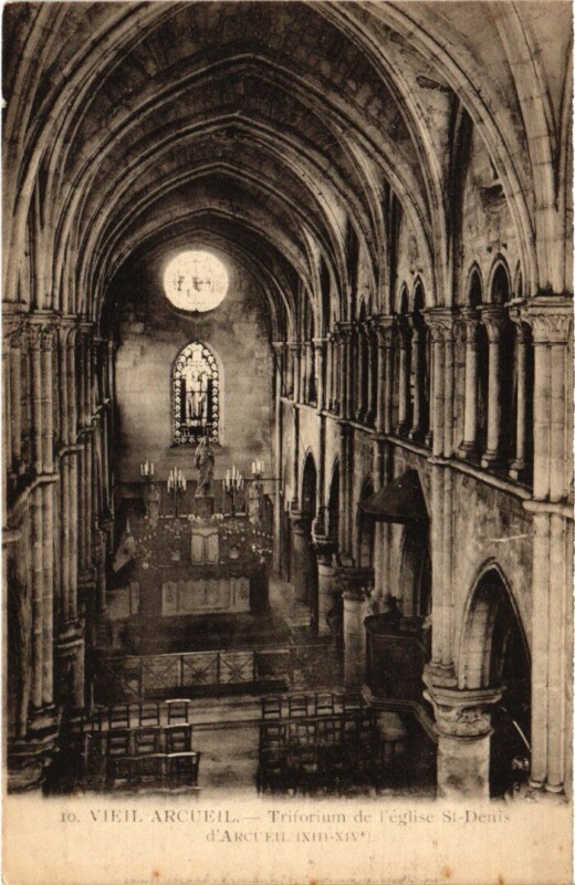 Carte postale ancienne Arcueil Triforium de l'Eglise France à Arcueil