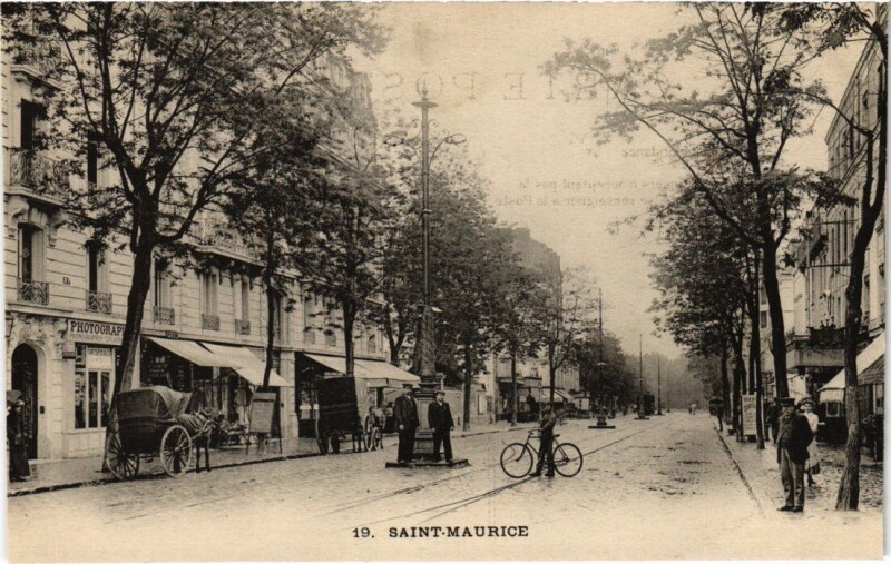 Carte postale ancienne Saint-Maurice La Rue France à Saint-Maurice