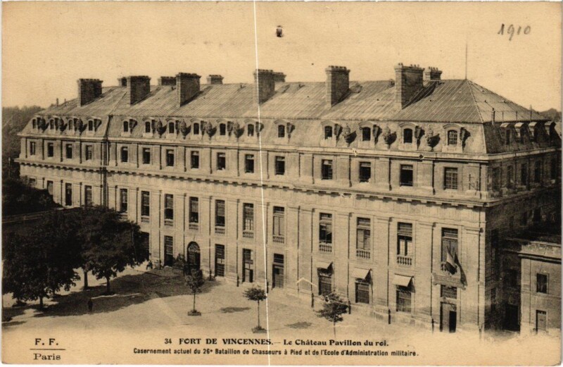 Carte postale ancienne Vincennes Arrivee de M. Loubet France à Vincennes