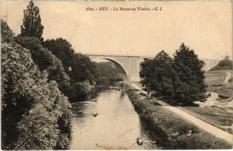 Carte postale ancienne Bry sur Marne La Marne au Viaduc France à Bry-sur-Marne