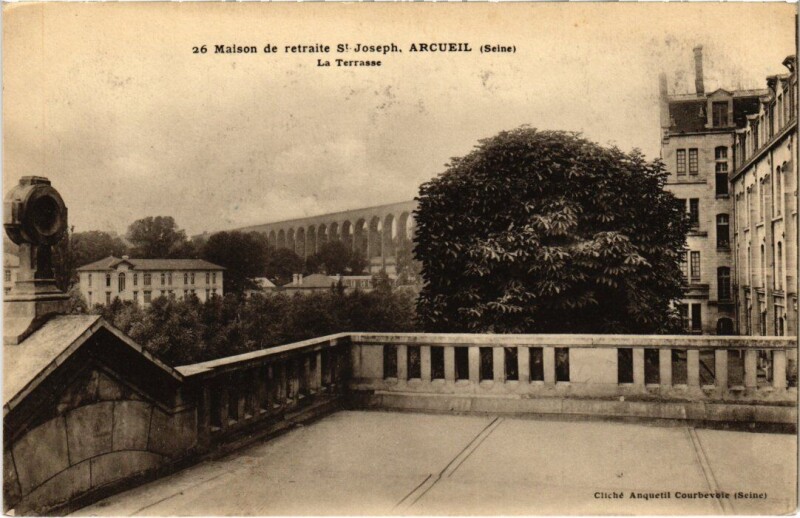 Carte postale ancienne Arceuil La Terrasse France