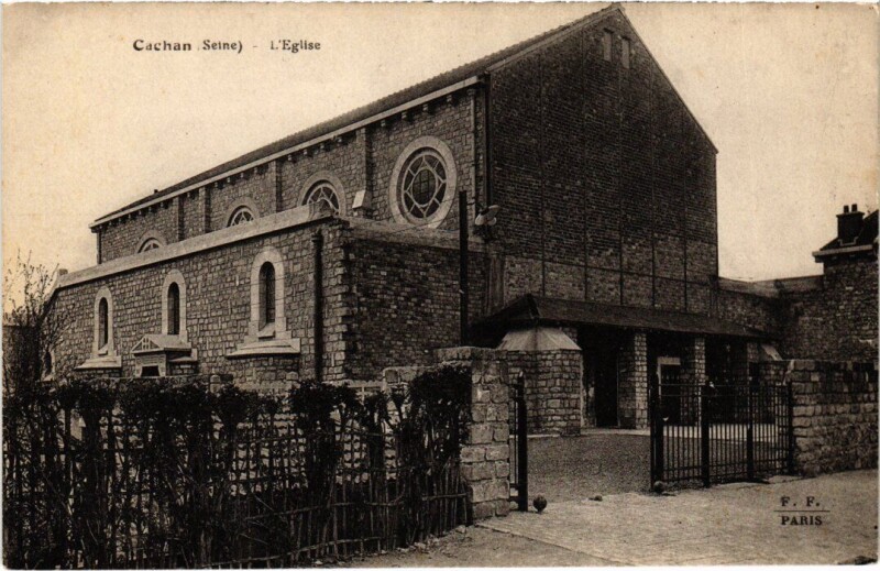 Carte postale ancienne Cachan L'Eglise France à Cachan