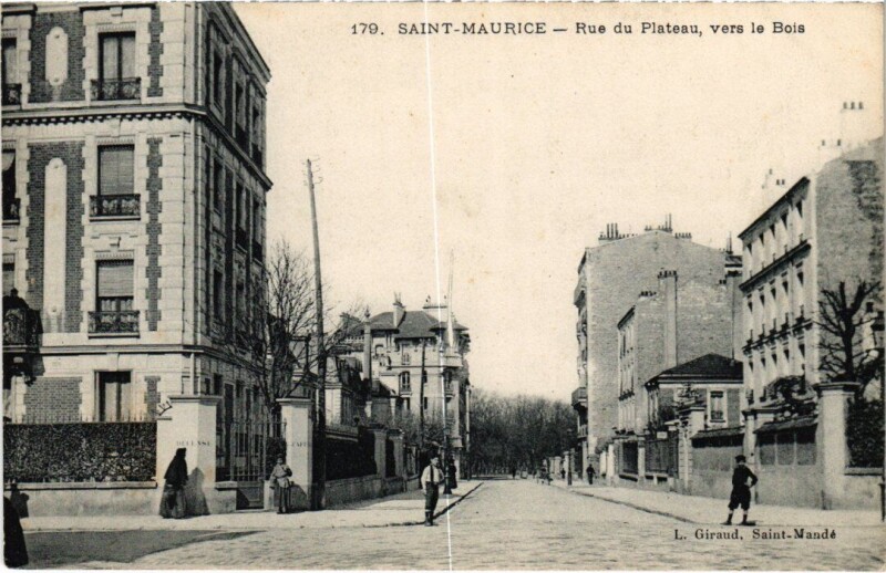 Carte postale ancienne Saint-Maurice La Mairie France à Saint-Maurice