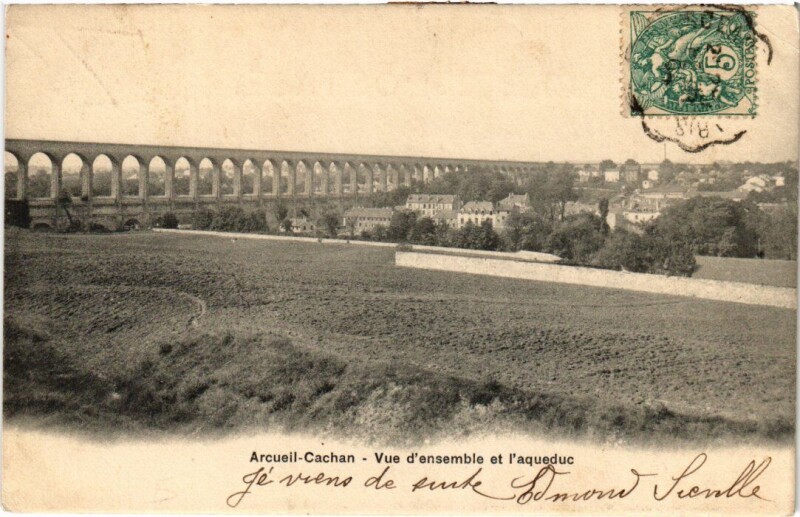 Carte postale ancienne Arceuil-Cachan Vue d'ensemble et l'aqueduc France à Cachan