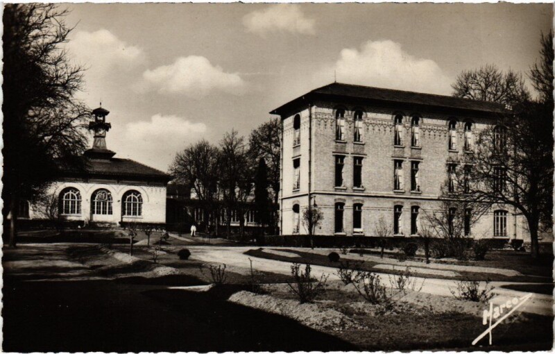 Carte postale ancienne Cachan Maison de Retraite France à Cachan
