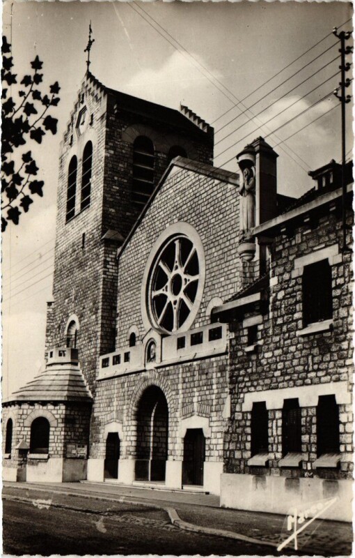 Carte postale ancienne Cachan Eglise sainte-Catherine France à Cachan
