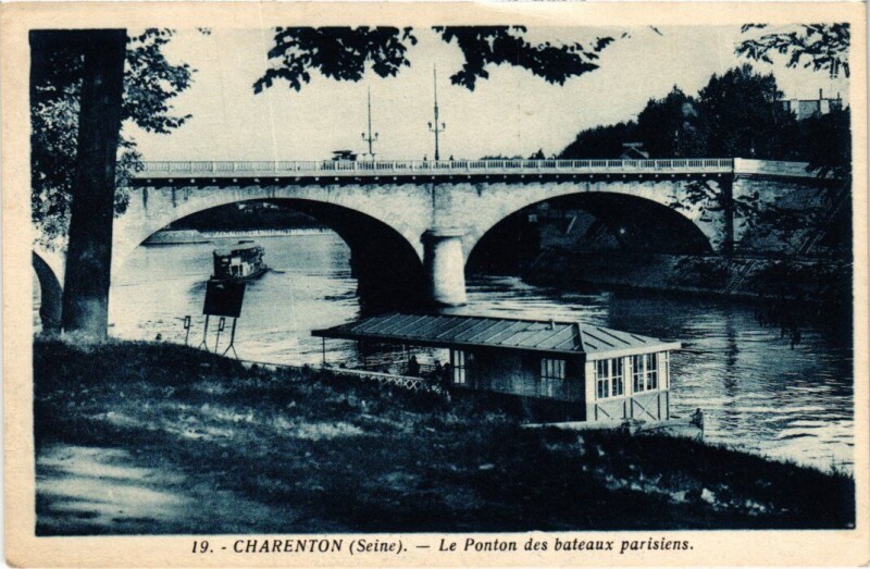 Carte postale ancienne Charenton Le Ponton des bateaux parisiens France à Charenton-le-Pont