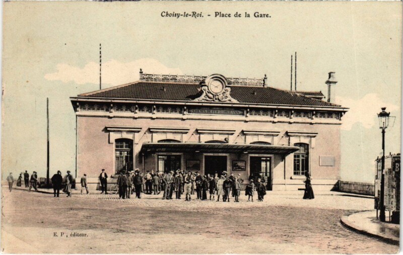 Carte postale ancienne Choisy-Le-Roi Place de la Gare France à Choisy-le-Roi