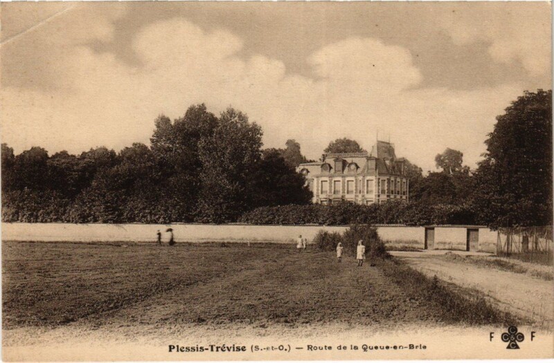 Carte postale ancienne Plessis-Trevise Route de la Queue en Brie France à La Queue-en-Brie