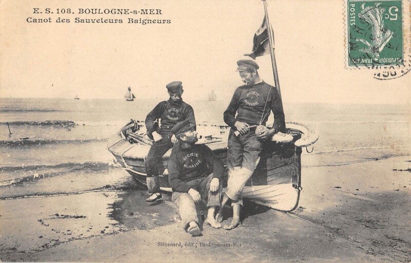 Carte postale ancienne Boulogne Sur Mer / Canot Des Sauvetages Baigneurs à Boulogne-sur-Mer