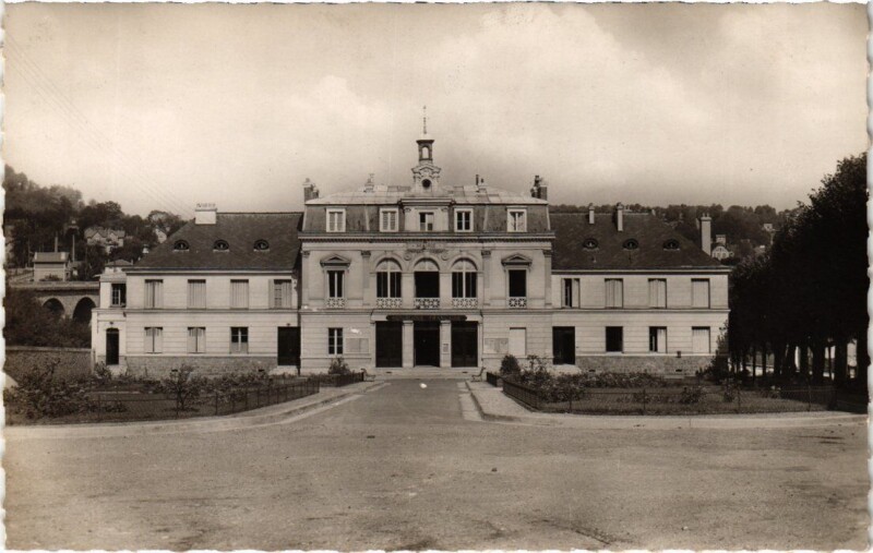 Carte postale ancienne Orsay La Mairie France à Orsay
