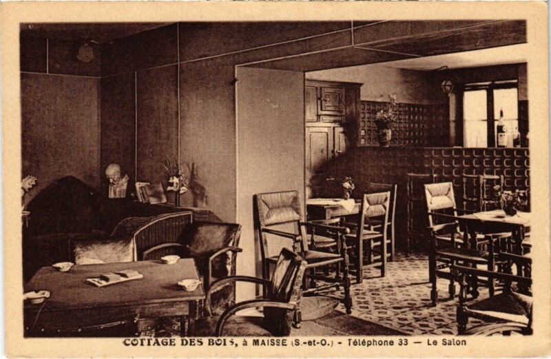 Carte postale ancienne Maisse Le Salon France à Maisse