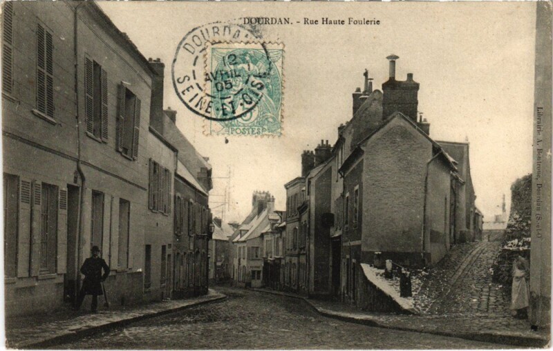 Carte postale ancienne Dourdan Rue Haute Foulerie France à Dourdan