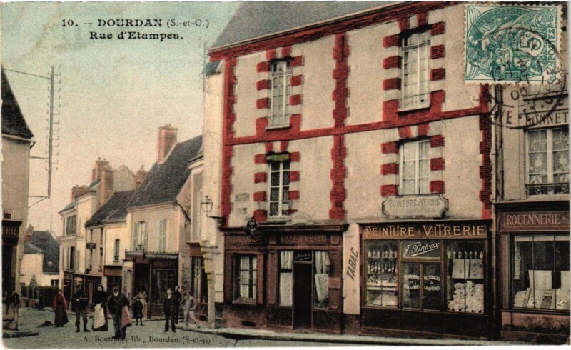 Carte postale ancienne Dourdan Rue d'Etampes France à Dourdan