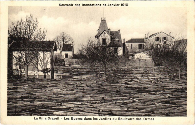 Carte postale ancienne Draveil Les Epaves dans les Jardins du Boulevard des Ormes France à Draveil