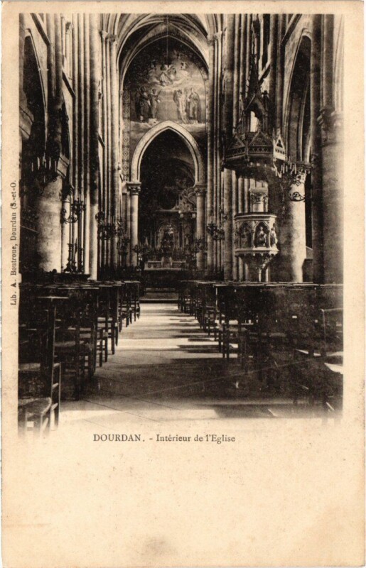 Carte postale ancienne Dourdan Interieur de l'Eglise France à Dourdan