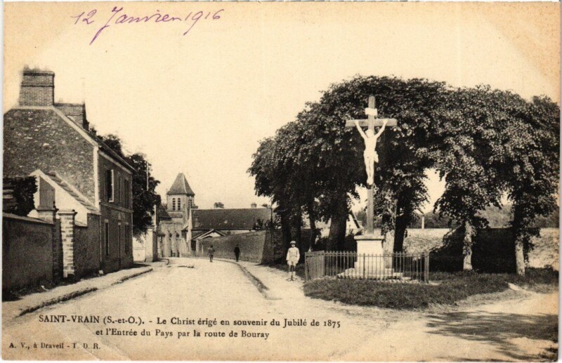 Carte postale ancienne Saint-Vrain Le Christ erige en souvenir du Jubile de 1875 France à Saint-Vrain