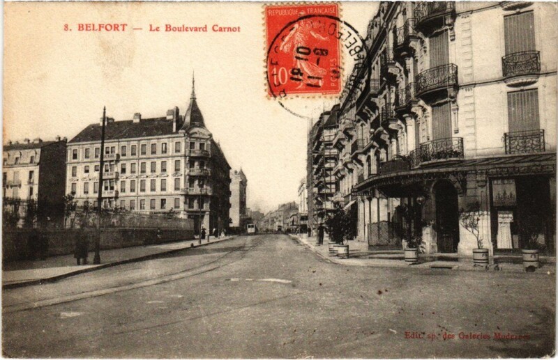 Carte postale ancienne Belfort Boulevard Carnot à Belfort