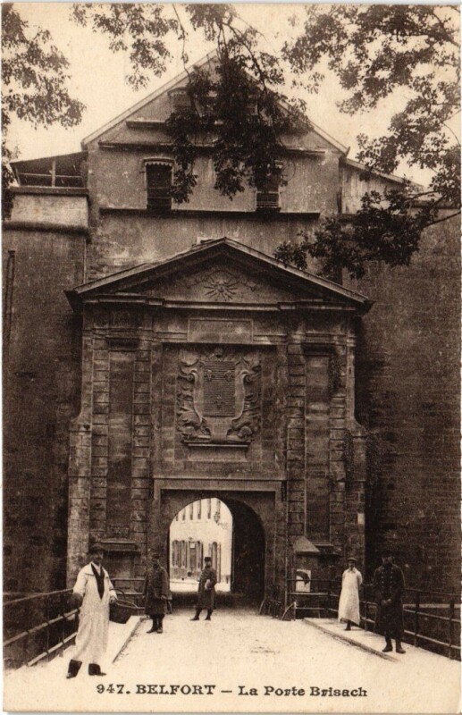 Carte postale ancienne Belfort Porte Brisach à Belfort