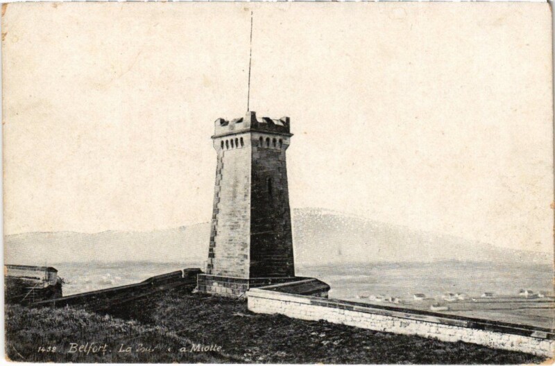 Carte postale ancienne Belfort Tour de la Miotte à Belfort