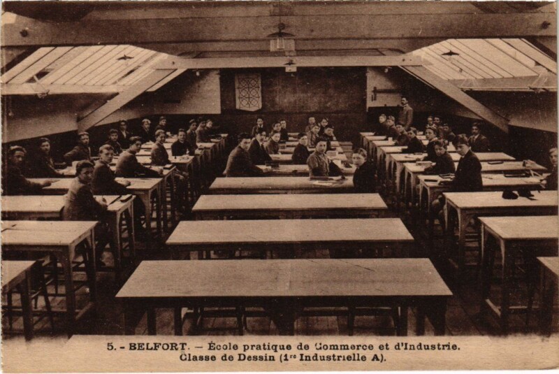 Carte postale ancienne Belfort Ecole de Commerce Classe de Dessin à Belfort