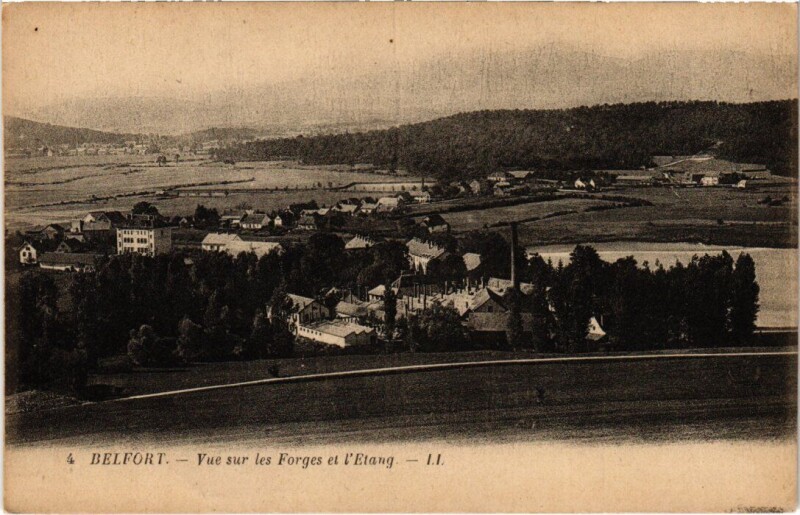 Carte postale ancienne Belfort vue sur les Forges et l'Etang à Belfort