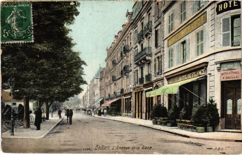 Carte postale ancienne Belfort Avenue de la Gare à Belfort